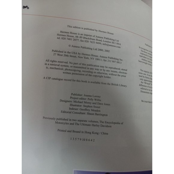 Harley-Davidson The Ultimate Motorcycle Encyclopedia Softcover 2002 Book - Picture 3 of 4